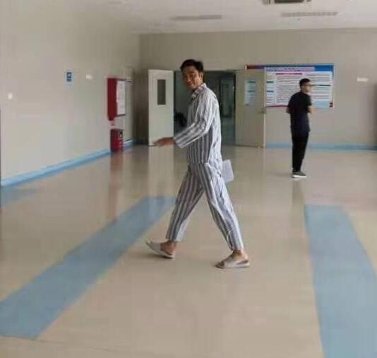 任达华被袭击 事后发微信求助所幸任达华无大碍